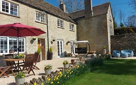 Thames Head Wharf - Historic Cotswold Cottage With Stunning Countryside Views